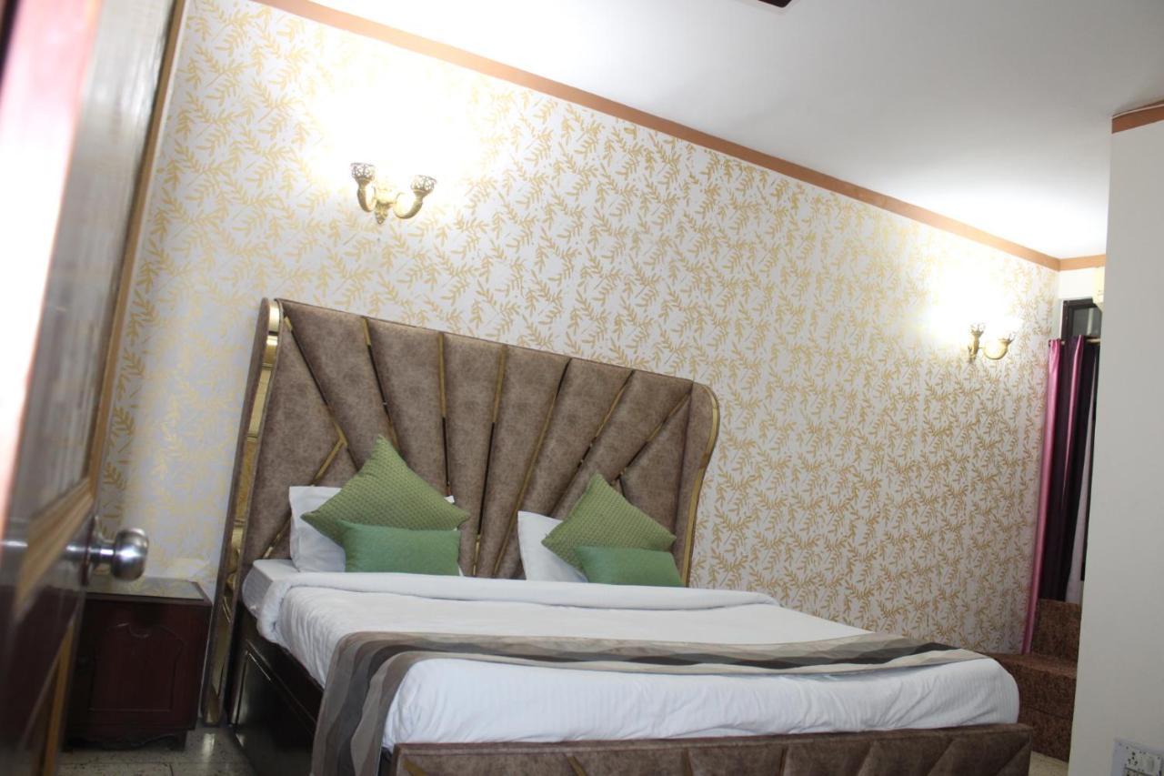 Awasthi Kozi Stays B&B - Closest To Vfs New Delhi Ngoại thất bức ảnh