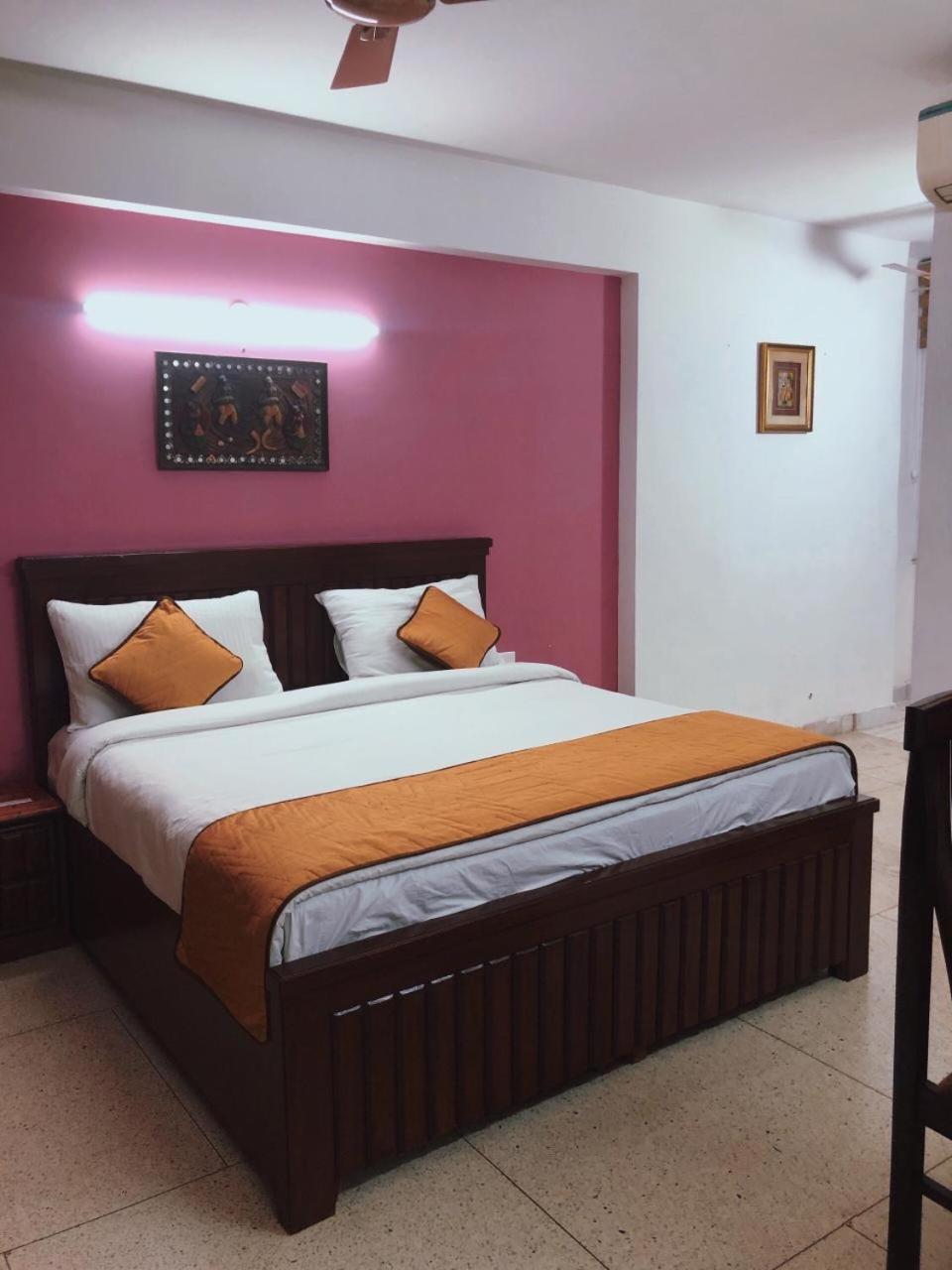 Awasthi Kozi Stays B&B - Closest To Vfs New Delhi Ngoại thất bức ảnh